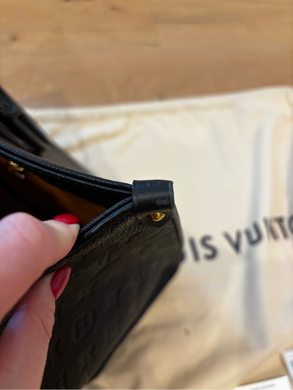 Louis Vuitton Black OnTheGo Empreinte GM Leather Tote Bag - Picture 13 of 13